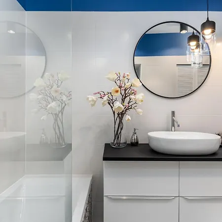 Appartamento Cozy In The Center Of *